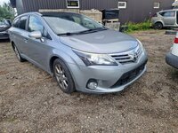 Toyota Avensis 2013 m dalys
