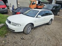 Audi A4 2000 m dalys