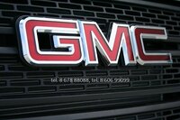 GMC auto dalimis. Usa dalys