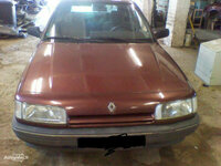 Renault 21 1991 m dalys