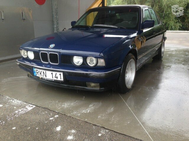 BMW 525 E34 1990 m dalys