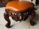 Baroko stiliaus odinė kėdutė - pufiukas