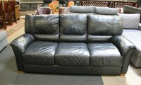 Natūralios odos sofa su miegojimo funkcija