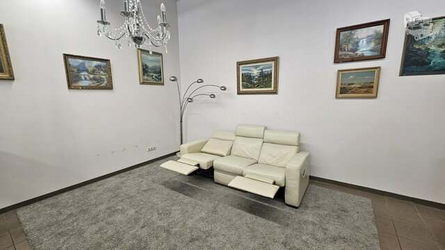 Natūralios odos sofa su relax funkcija