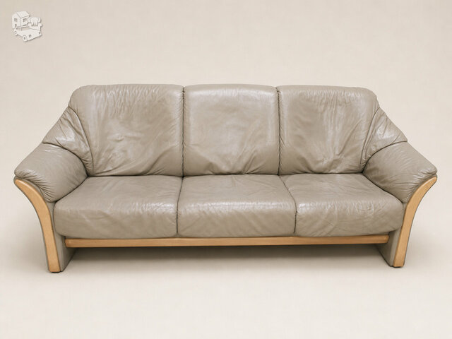 Natūralios odos sofa su reklainerio mechanizmu