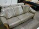 Natūralios odos sofa su reklainerio mechanizmu