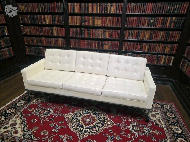 Natūralios odos sofa