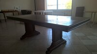 Medinis svetainės-valgomojo stalas