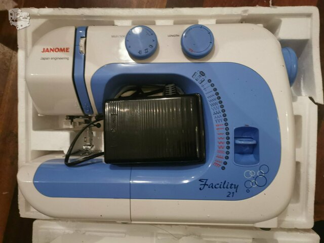 Vos keletą kartų naudota 21 režimo siuvimo mašina