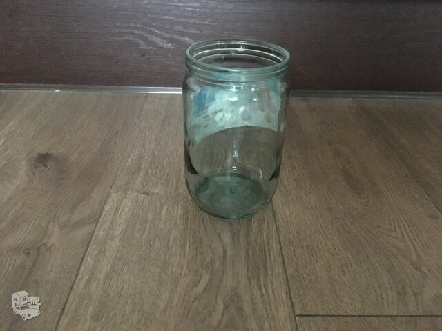 Parduodu 0,5 l stiklainius