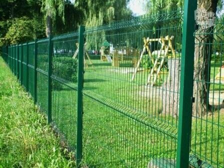 Skardinės žaliuzi ir vertikalios tvoros, vartai