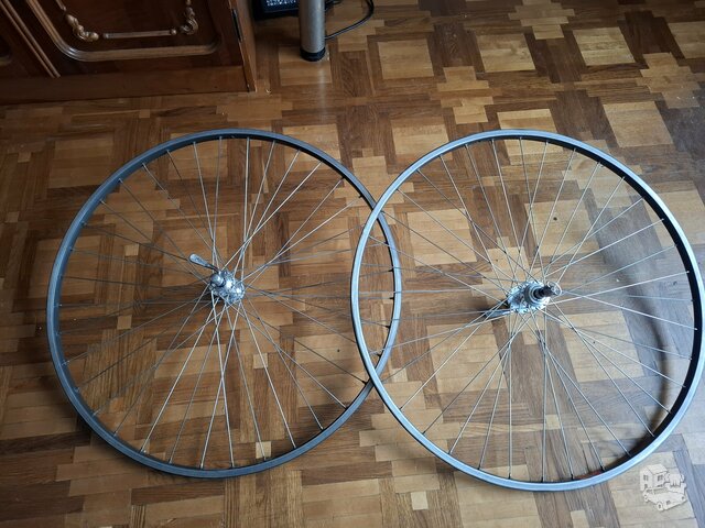 Retro 80s Mavic Campagnolo plento ratai 700c 622