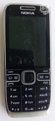 Juodos spalvos Nokia E52