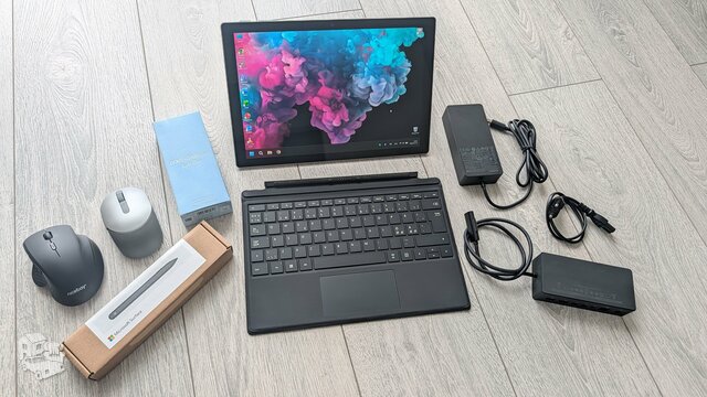 Microsoft Surface Pro 7+ (Plus) eSIM LTE / i5 1135G7 / 16GB /
