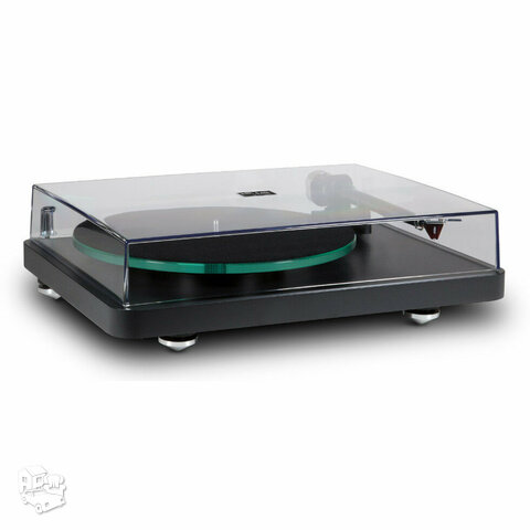 NAD C 588 Patefonas